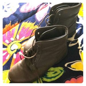 Brown boots